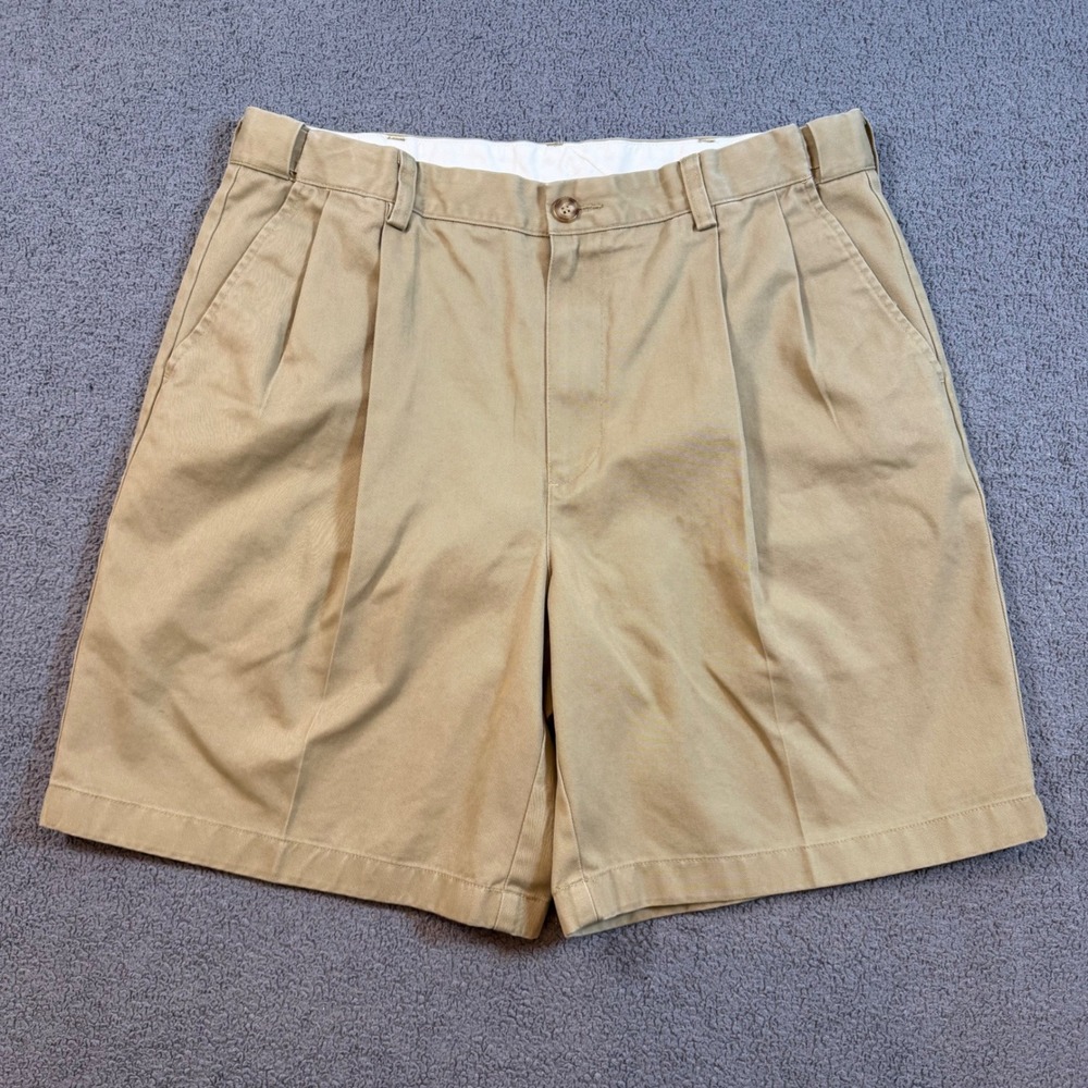 LL Bean Comfort Waist Shorts Mens 35 Khaki Tan Pleated Cotton Twill 240259